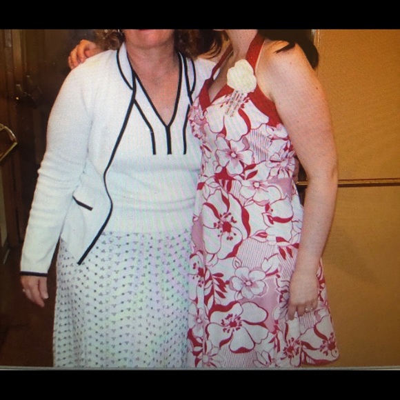 Halter dress - Picture 2 of 3